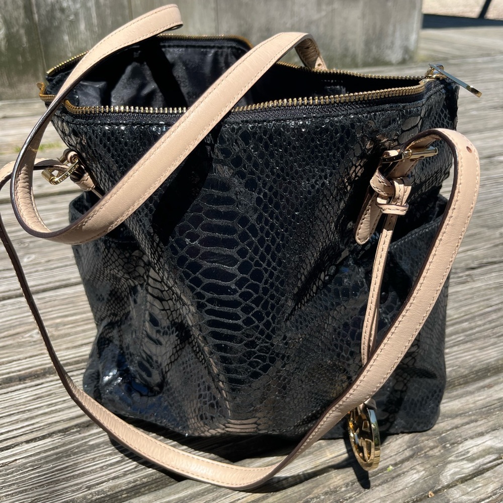 MICHAEL KORS EMBOSSED CROC , Black, tan straps great cond